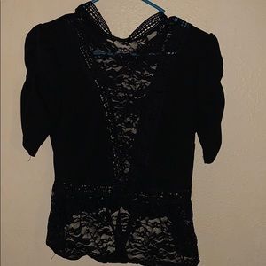 Black Front V-Lace